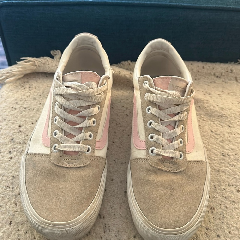 Women vans size 9.5.